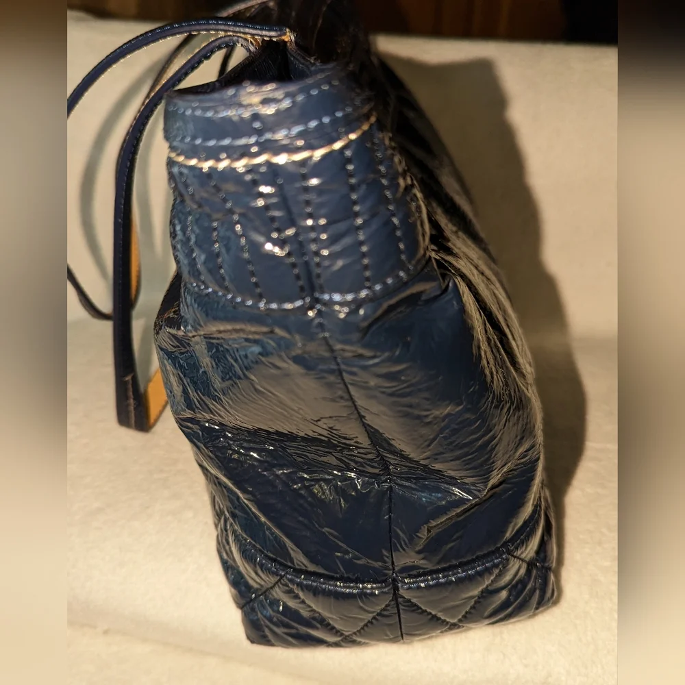 Coach Poppy liquid gloss soft navy patent leather tote.18674